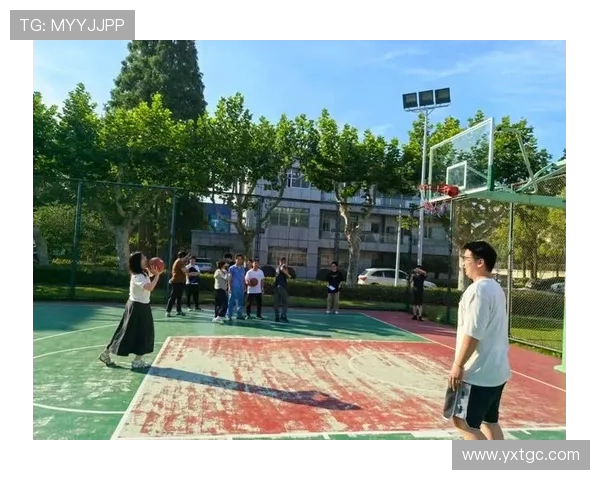 成都篮球队耐力训练的挑战与突破探索球场上的坚持与成长